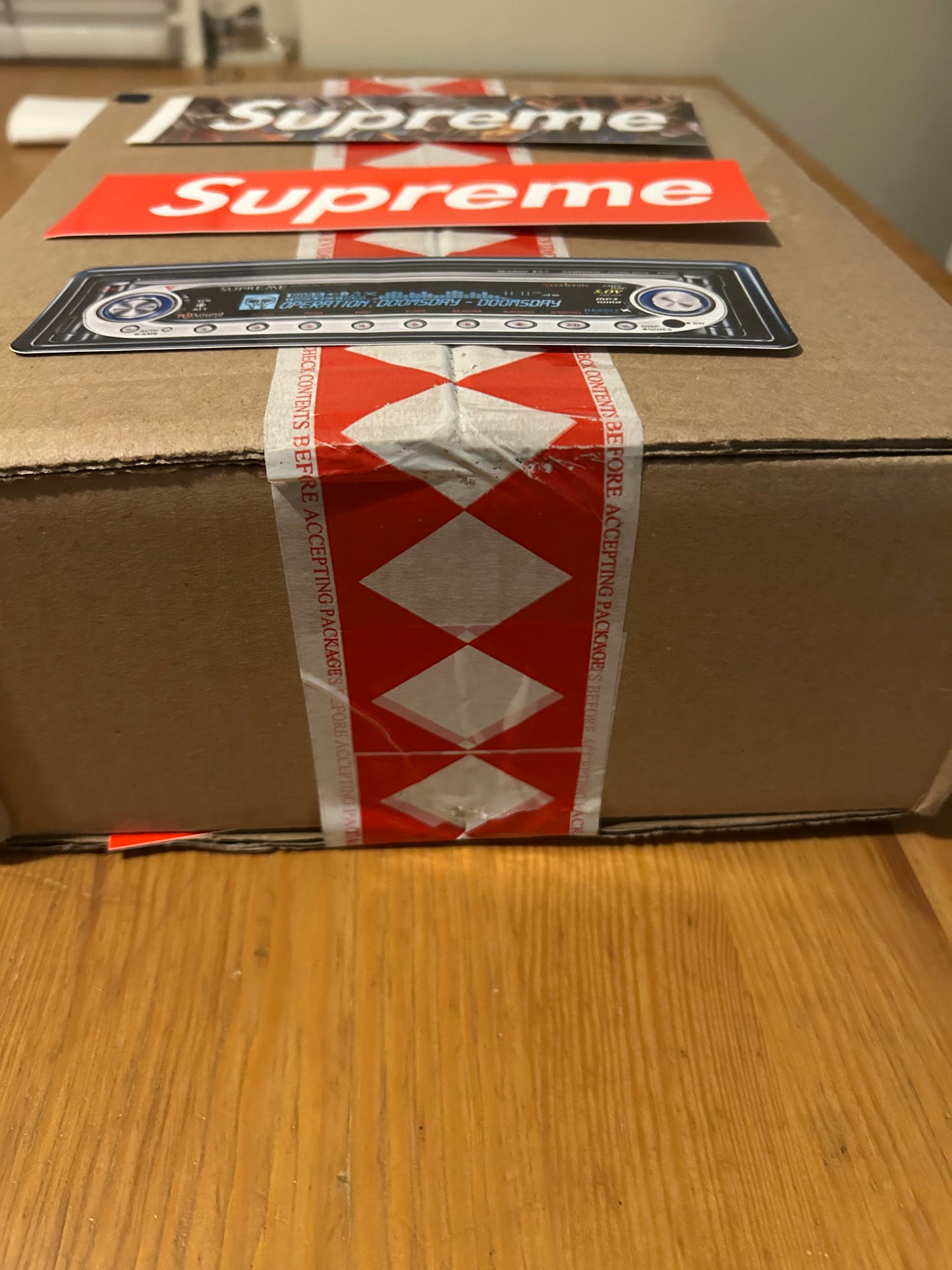 Supreme/Ernie Barnes Camp Cap + 3 Stickers